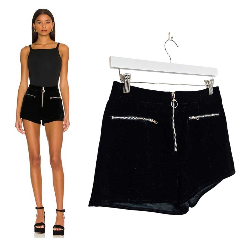 Superdown Shorts Ava Black Velvet Womens Size S Front Zip Hot Pants
